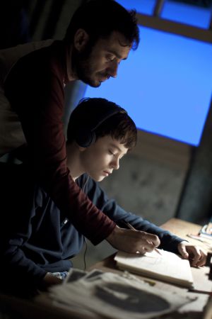 Rodaje de 'Un monstruo viene a verme' con Sigourney Weaver y J.A. Bayona: Ripley es fan de Bayona Rodaje de 'Un monstruo viene a verme' con Sigourney Weaver y J.A. Bayona: Ripley es fan de Bayona