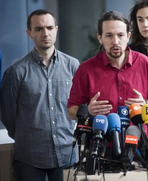 Luis Alegre, junto al secretario general de Podemos, Pablo Iglesias Luis Alegre, junto al secretario general de Podemos, Pablo Iglesias