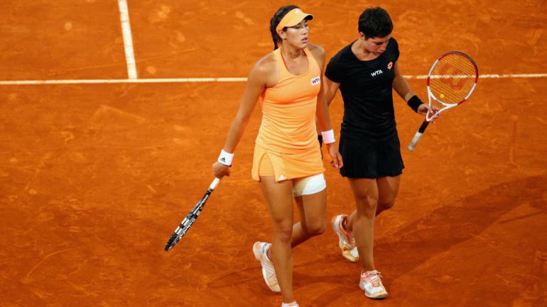 Carla y Garbiñe, durante un partido de dobles Carla y Garbiñe, durante un partido de dobles