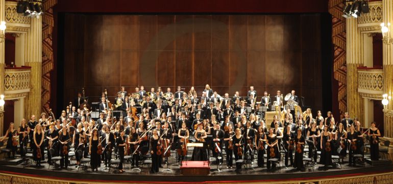 Un canto a la juventud Un canto a la juventud