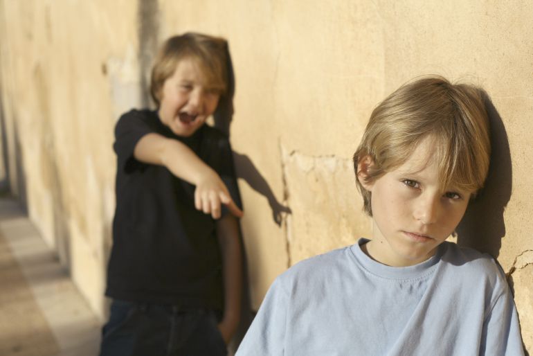 En guía de padres hablamos de si es correcto regañar al hijo de otra persona cuando se porta mal En guía de padres hablamos de si es correcto regañar al hijo de otra persona cuando se porta mal