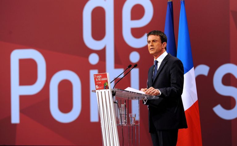 French Socialist Prime Minister Manuel Valls delivers a speech on June 6, 2015 on the second day of the 77th PS congress in Poitiers. AFP PHOTO /GUILLAUME SOUVANT French Socialist Prime Minister Manuel Valls delivers a speech on June 6, 2015 on the second day of the 77th PS congress in Poitiers. AFP PHOTO /GUILLAUME SOUVANT