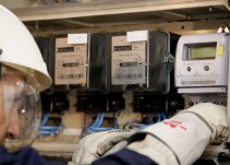 Las compañías eléctricas, a los tribunales por el alquiler de los nuevos contadores