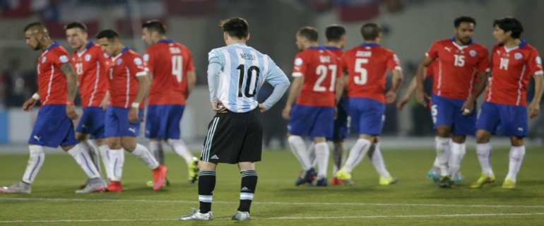 Argentina cae ante Chile en la final de la Copa de América. Argentina cae ante Chile en la final de la Copa de América.