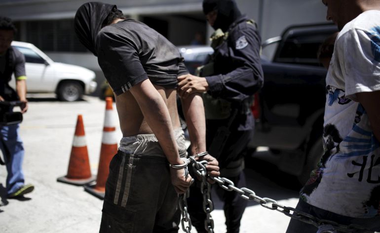 Un sospechoso es detenido por los ataques contra el transporte público de El Salvador Un sospechoso es detenido por los ataques contra el transporte público de El Salvador