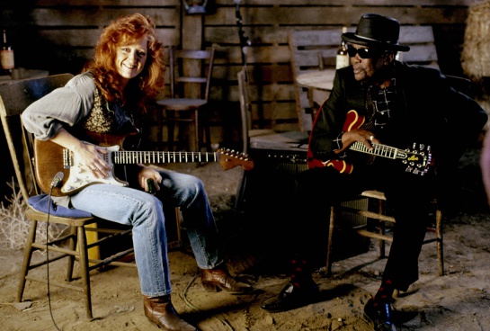 Bonnie Raitt y John Lee Hooker Bonnie Raitt y John Lee Hooker