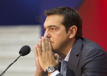 "Parte del partido de Syriza tiene que elegir ahora con quién se identifica"