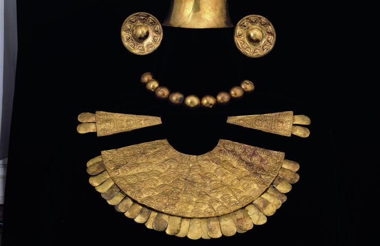 Oro, mitos y rituales Oro, mitos y rituales