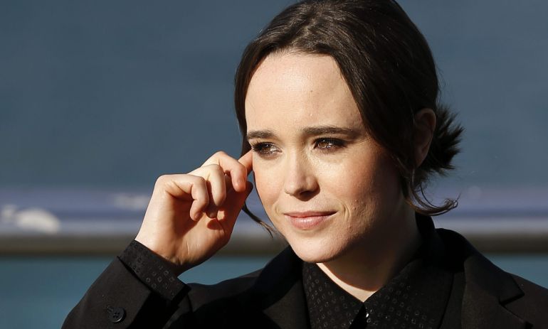 GRA031. SAN SEBASTIÁN, 24/09/2015.- La actriz Ellen Page, que protagoniza "Freeheld", tras la presentación de la cinta hoy a concurso, en el 63 Festival de Cine de San Sebastián. EFE/Javier Etxezarreta GRA031. SAN SEBASTIÁN, 24/09/2015.- La actriz Ellen Page, que protagoniza "Freeheld", tras la presentación de la cinta hoy a concurso, en el 63 Festival de Cine de San Sebastián. EFE/Javier Etxezarreta