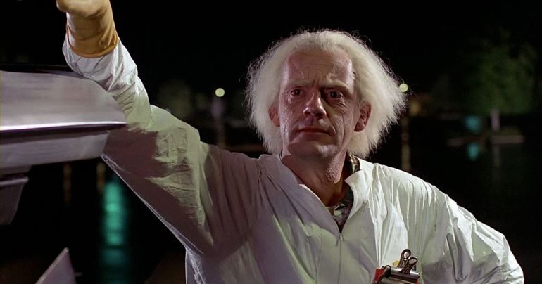 Doc Brown, interpretado por el actor Christopher Lloyd, en un fotograma de 'Regreso al futuro'. Doc Brown, interpretado por el actor Christopher Lloyd, en un fotograma de 'Regreso al futuro'.