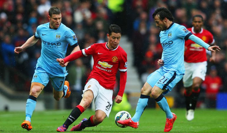 Derbi por el liderato en Old Trafford Derbi por el liderato en Old Trafford