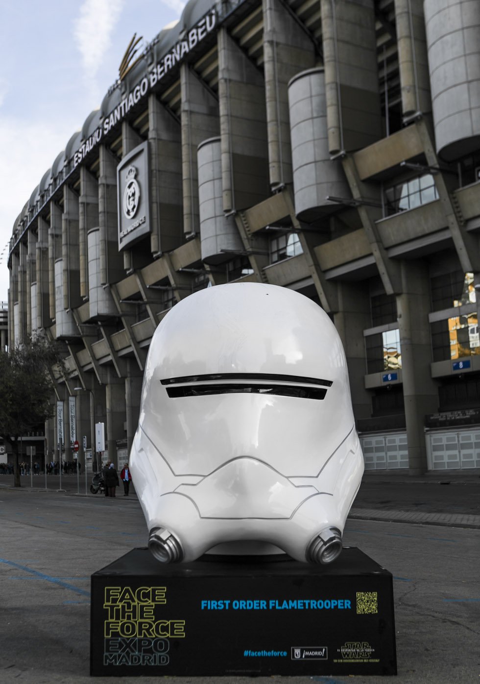 Estadio Santiago Bernabéu Estadio Santiago Bernabéu