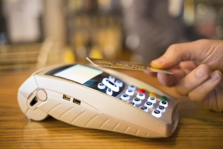 Las tarjetas contactless permiten realizar un pago de hasta 20 euros sin que sea necesario el contacto con el TPV. Las tarjetas contactless permiten realizar un pago de hasta 20 euros sin que sea necesario el contacto con el TPV.