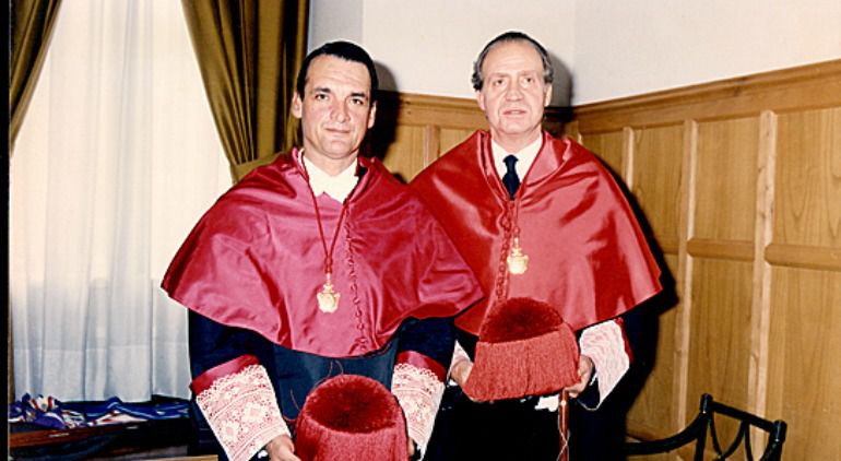 Isaías Lafuente: ¿Por qué ha tardado tanto la Complutense con Mario Conde? Isaías Lafuente: ¿Por qué ha tardado tanto la Complutense con Mario Conde?