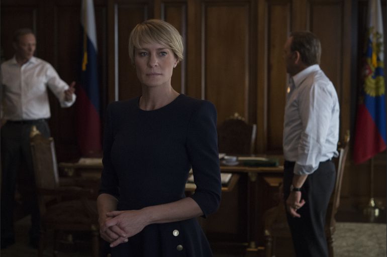Fotograma de la tercera temporada de 'House of cards' con Robin Wright y Kevin Spacey Fotograma de la tercera temporada de 'House of cards' con Robin Wright y Kevin Spacey