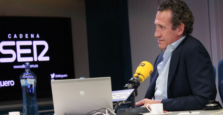 Jorge Valdano charla con José Ramón de la Morena en 'El Larguero' de la Cadena SER Jorge Valdano charla con José Ramón de la Morena en 'El Larguero' de la Cadena SER
