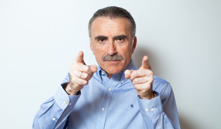 Juan y Medio, presentador de "Poder Canijo". Juan y Medio, presentador de "Poder Canijo".