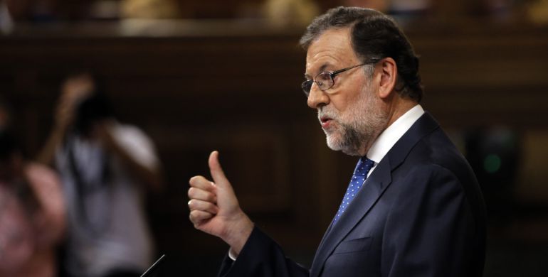 El presidente del gobierno en funciones Mariano Rajoy durante su intervención en el debate de investidura. El presidente del gobierno en funciones Mariano Rajoy durante su intervención en el debate de investidura.