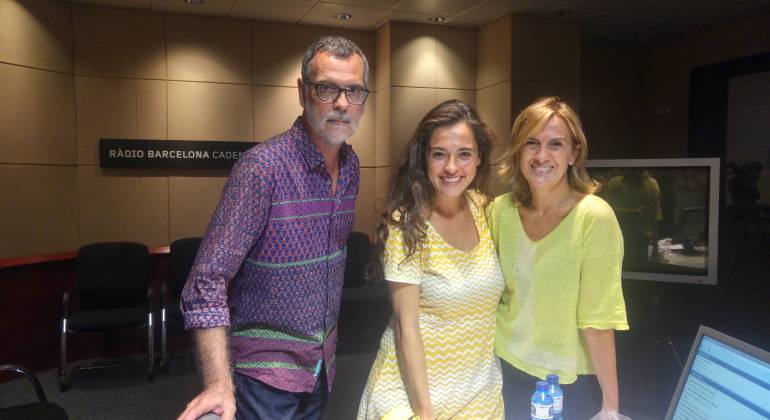 Eduard Cortés, Silvia Pérez Cruz y Gemma Nierga en Radio Barcelona. Eduard Cortés, Silvia Pérez Cruz y Gemma Nierga en Radio Barcelona.