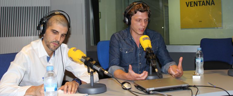 Antoine Leiris en 'Hoy por hoy' con Gemma Nierga. Antoine Leiris en 'Hoy por hoy' con Gemma Nierga.