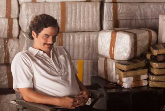 El Pablo Escobar de 'Narcos', rodeado de cocaína El Pablo Escobar de 'Narcos', rodeado de cocaína