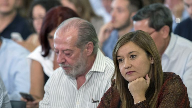 La secretaria general del PSOE sevillano, Verónica Pérez, esta tarde en la reunión del comité director de su partido en Sevilla La secretaria general del PSOE sevillano, Verónica Pérez, esta tarde en la reunión del comité director de su partido en Sevilla