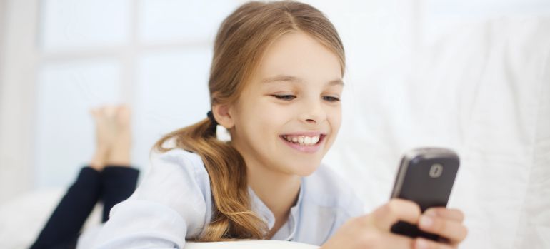 Guia de Padres: ¿Cuál es la edad ideal para comprarles a nuestros hijos un móvil? Guia de Padres: ¿Cuál es la edad ideal para comprarles a nuestros hijos un móvil?