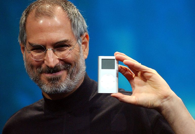 El día que Steve Jobs se metió a todo el mundo en el bolsillo El día que Steve Jobs se metió a todo el mundo en el bolsillo