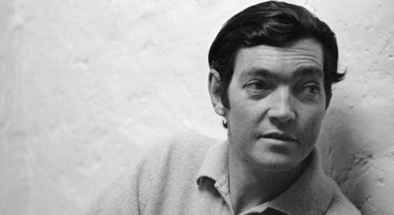 El escritor argentino Julio Cortázar. El escritor argentino Julio Cortázar.