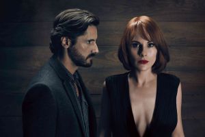 Juan Diego Botto y Michelle Dockery son Javier y Letty en 'Buena Conducta'. Juan Diego Botto y Michelle Dockery son Javier y Letty en 'Buena Conducta'.