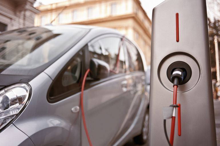 Coches eléctricos/híbridos para eludir los cortes de tráfico Coches eléctricos/híbridos para eludir los cortes de tráfico
