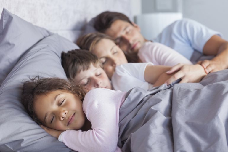 ¿Practicar o no colecho con sus hijos? ¿Practicar o no colecho con sus hijos?
