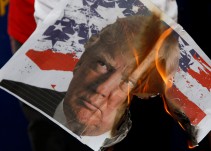 Primer Campeonato Mundial de Desahogo Insultos a Trump