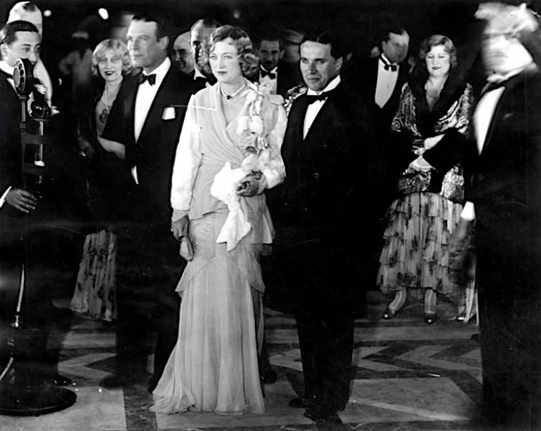 Marion Davies y Charles Chaplin en 1930 Marion Davies y Charles Chaplin en 1930