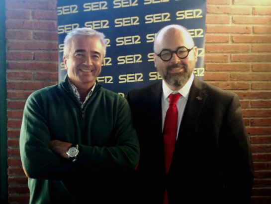 Carles Francino y el escritor Carlos Ruiz Zafón. Carles Francino y el escritor Carlos Ruiz Zafón.