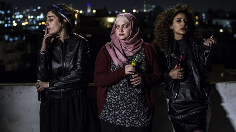 'Bar-bahar. Entre dos mundos', feminismo como antídoto a la tradición 'Bar-bahar. Entre dos mundos', feminismo como antídoto a la tradición