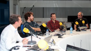 De izquierda a derecha, Roberto Sánchez, subdirector de La Ventana, el actor Álvaro Cervantes, el director Salvador Calvo y el actor Luis Tosar. De izquierda a derecha, Roberto Sánchez, subdirector de La Ventana, el actor Álvaro Cervantes, el director Salvador Calvo y el actor Luis Tosar.