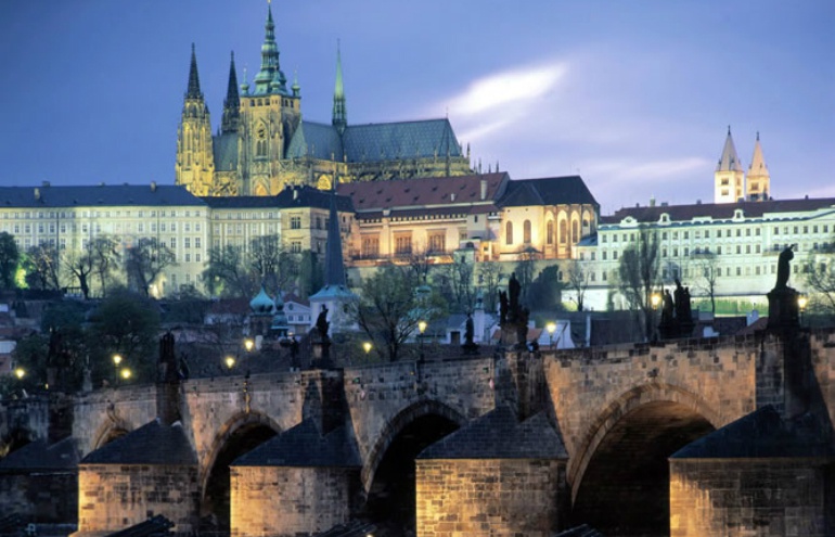Imagen del centro histórico de Praga. Imagen del centro histórico de Praga.