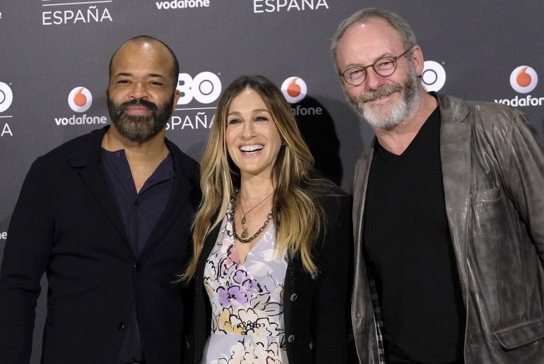 Jeffrey Wright, Sarah Jessica Parker y Liam Cunningham, en la presentación de HBO España en Madrid Jeffrey Wright, Sarah Jessica Parker y Liam Cunningham, en la presentación de HBO España en Madrid