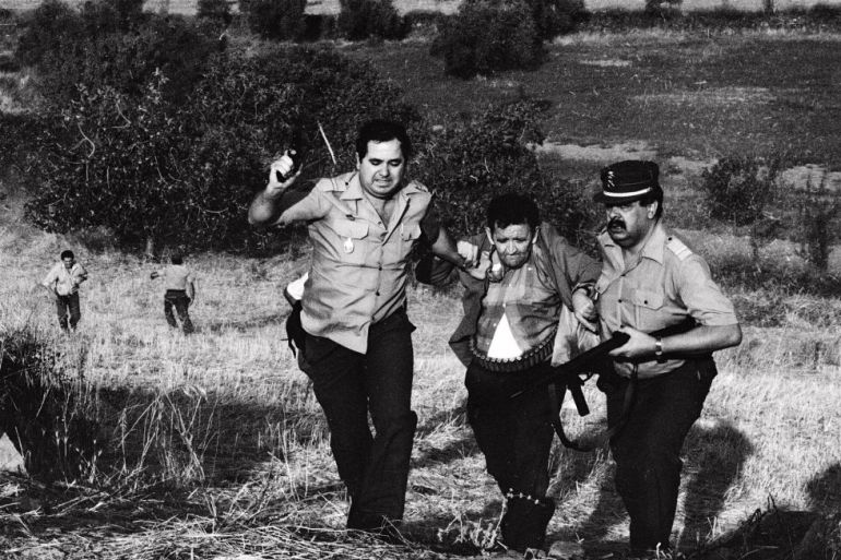 El guardia civil Vicente Salguero (izda.), Antonio Izquierdo (centro) y el cabo Blas Molina (dcha.) El guardia civil Vicente Salguero (izda.), Antonio Izquierdo (centro) y el cabo Blas Molina (dcha.)