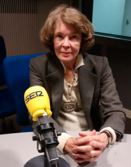 Susan George en los estudios de Radio Madrid Susan George en los estudios de Radio Madrid