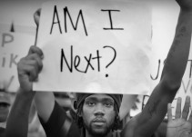 Los negros que no molestan y el azote documental