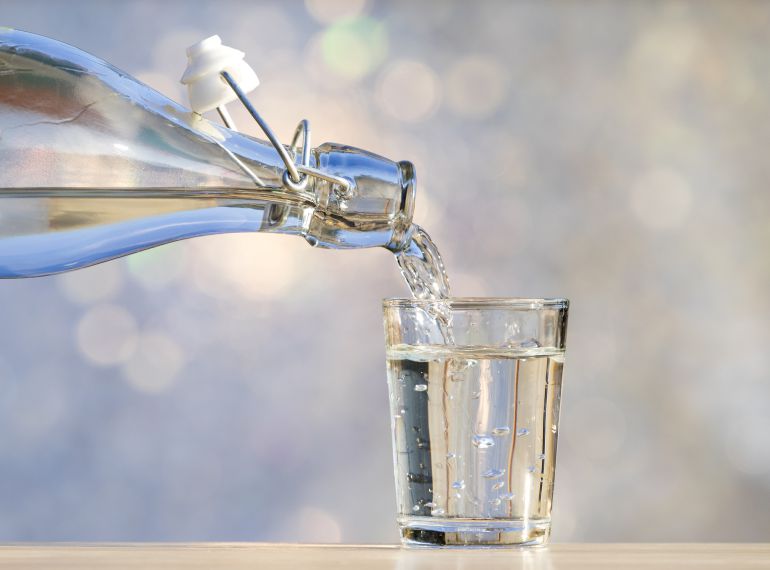 "Las botellas de plástico están preparadas para un envasado, no para un rellenado" "Las botellas de plástico están preparadas para un envasado, no para un rellenado"
