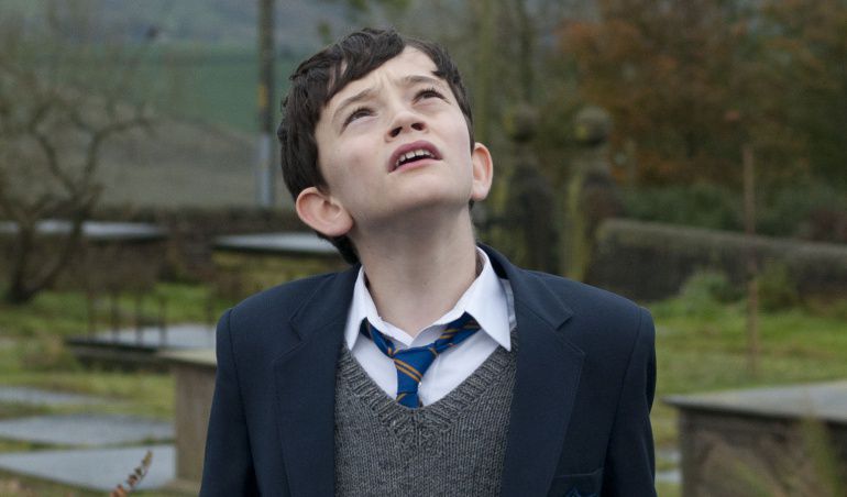 Lewis MacDougall en 'Un monstruo viene a verme'. Lewis MacDougall en 'Un monstruo viene a verme'.