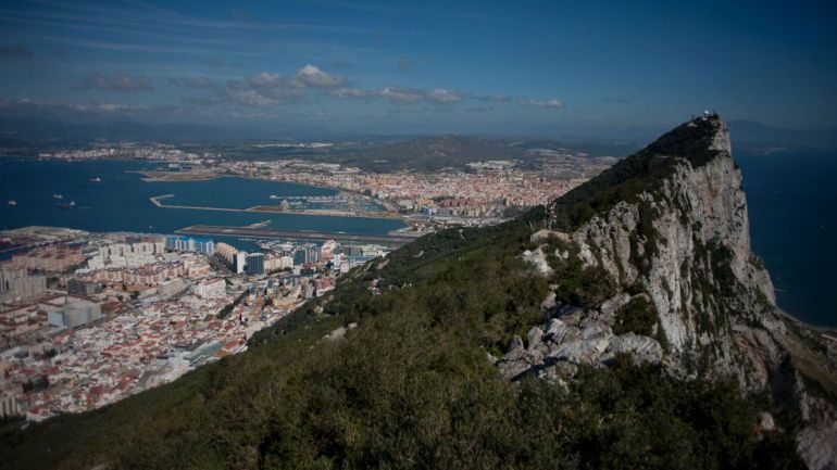 España intenta ceder Murcia al Reino Unido haciéndola pasar por Gibraltar España intenta ceder Murcia al Reino Unido haciéndola pasar por Gibraltar