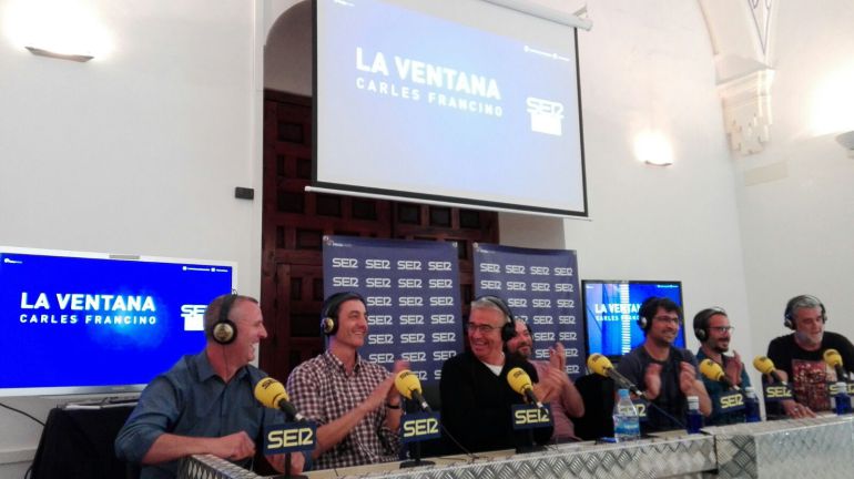 Imagen del programa La Ventana en la sección Todo por la Radio durante la emisión en directo desde Córdoba Imagen del programa La Ventana en la sección Todo por la Radio durante la emisión en directo desde Córdoba