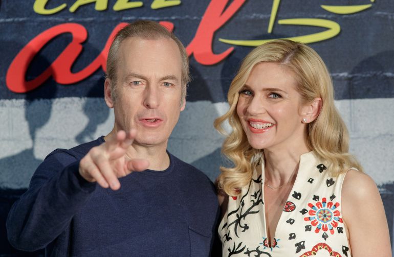 El actor Bob Odenkirk y la actriz Rhea Seehorn, protagonistas de 'Better call Saul', durante su visita a Madrid con Movistar Series El actor Bob Odenkirk y la actriz Rhea Seehorn, protagonistas de 'Better call Saul', durante su visita a Madrid con Movistar Series