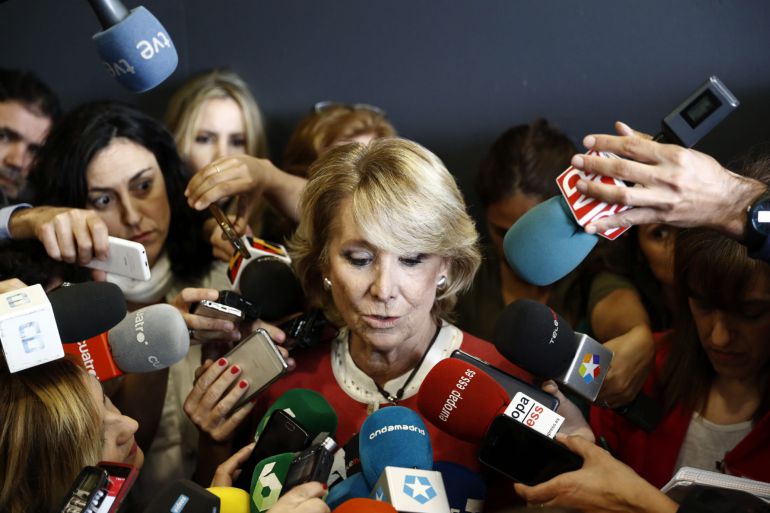 Rajoy delega en Esperanza Aguirre la dimisión por corrupción Rajoy delega en Esperanza Aguirre la dimisión por corrupción