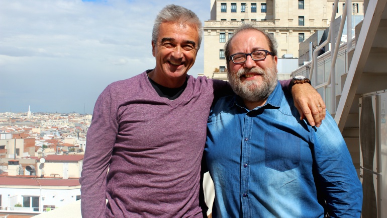 Carles Francino y Chesús Yuste en la terraza de la Cadena SER. Carles Francino y Chesús Yuste en la terraza de la Cadena SER.