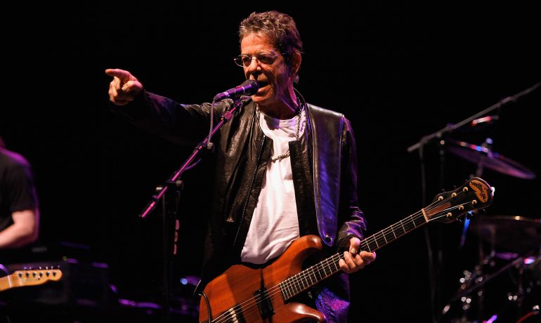 Lou Reed durante una de sus últimas actuaciones en Londres en 2011 Lou Reed durante una de sus últimas actuaciones en Londres en 2011
